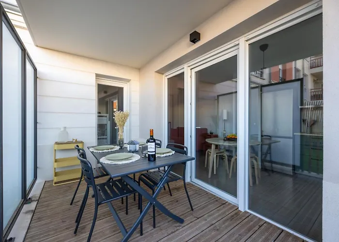 Nid Ensoleille - A Proximite De La * ארסשון