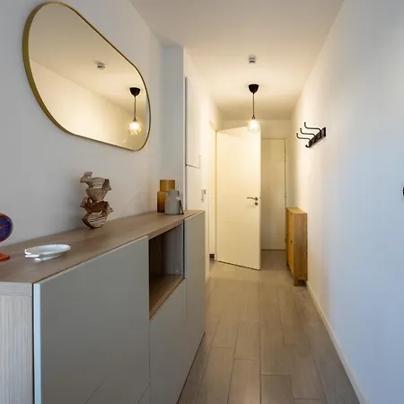 Daire Nid Ensoleille - A Proximite De La *